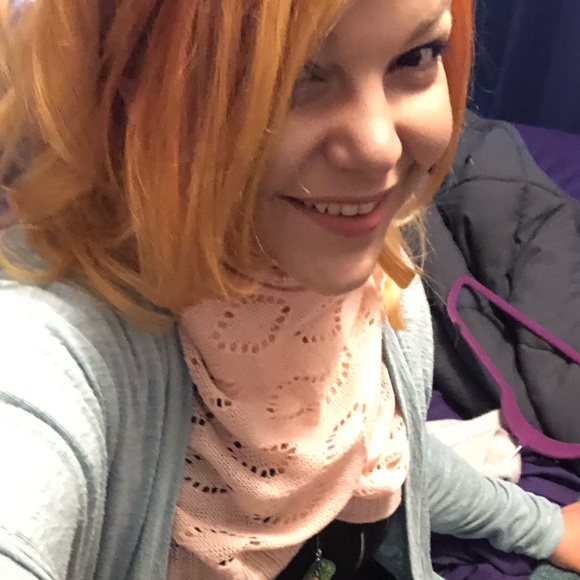 Meet your Posher, Snax - Picture 5 of 5